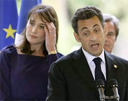 Два журналиста уволены за публикацию об изменах Бруни и Саркози 
