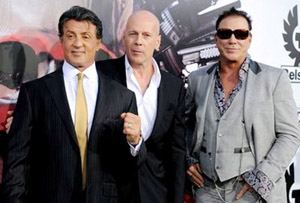 Сталлоне, Уиллис и Рурк представили «Неудержимых» в Голливуде