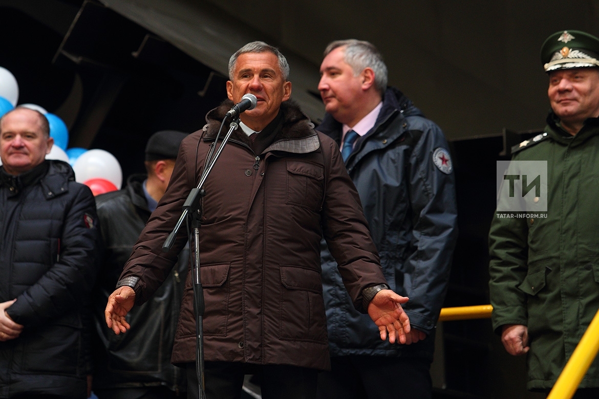 Рогозин и Минниханов заложили новый корабль на заводе имени Горького в Зеленодольске