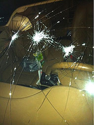 Дмитрию Маликову разбили машину в центре Москвы 