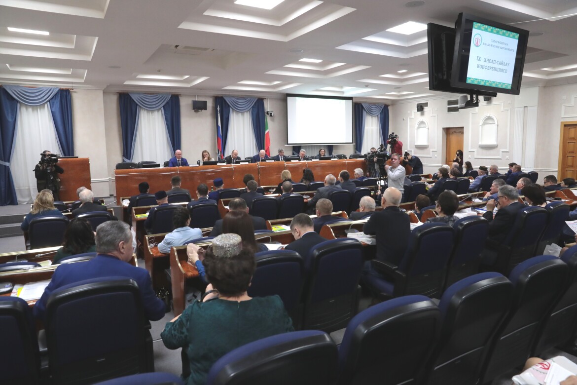 Желіде трусисыз юбкалардың жасырын камерасы