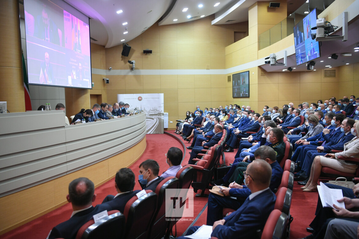 Заседание в КМ РТ