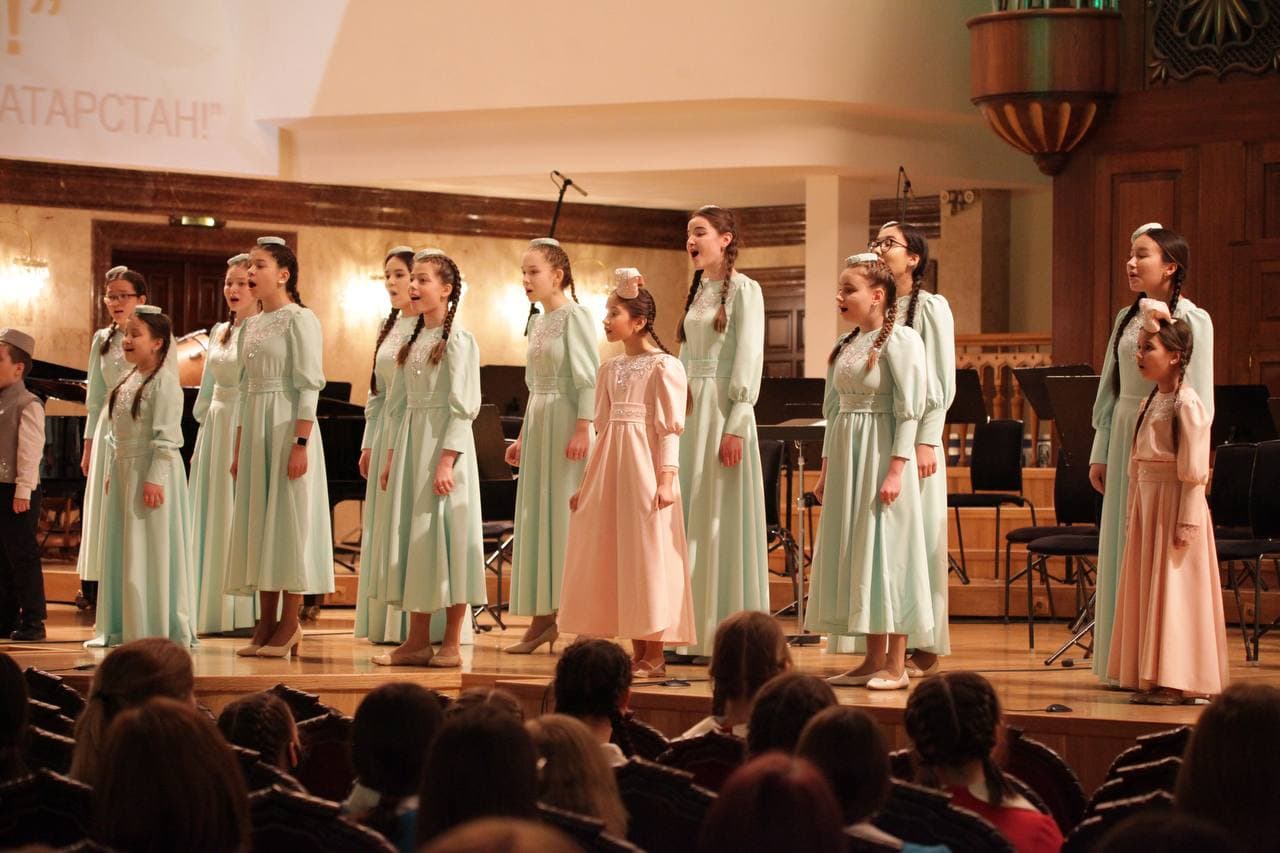 костюмы для хора. хор кфу. татарский хор ну ка. татарский хор ну ка. хор казанского университета.