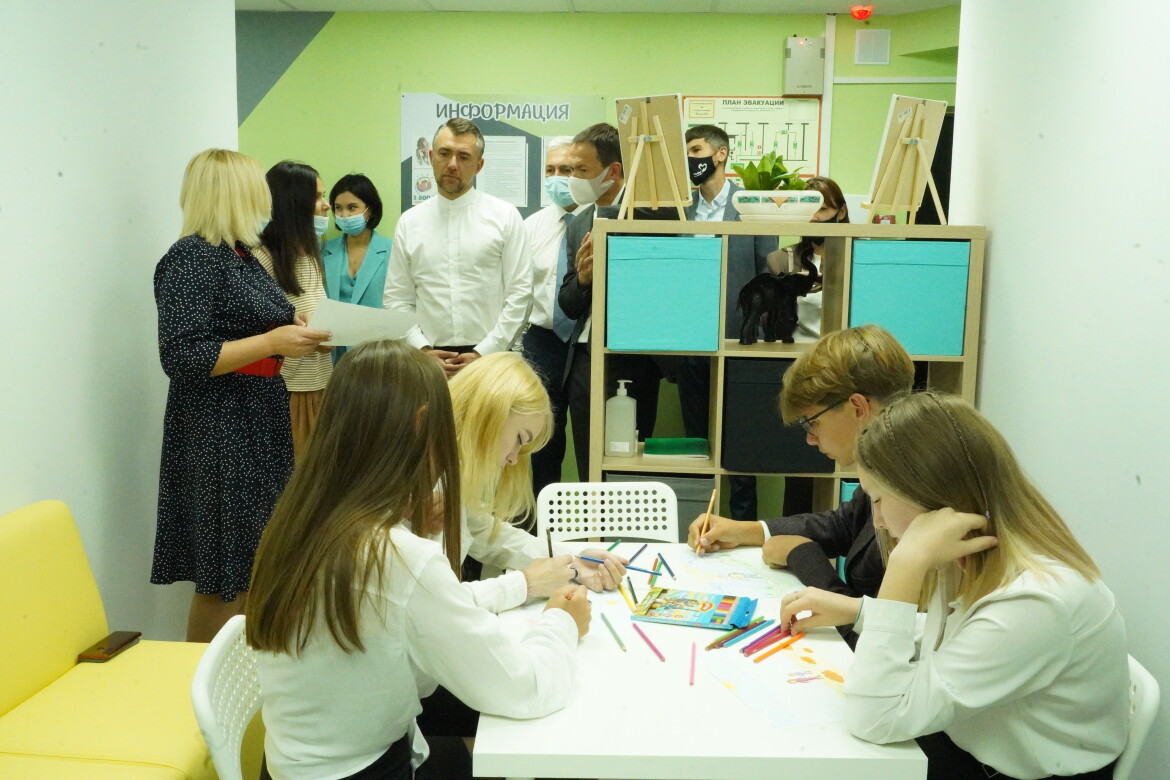 юность альметьевск фото. подростковый клуб альметьевск. улица маяковского альметьевск. подростковый клуб альметьевск. валентина фефелова альметьевск.