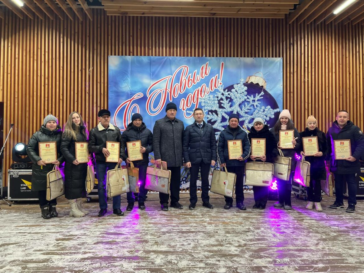 президентская елка 2022 казань. новый год 2023. республиканская елка в казани 2021. президентская елка 2022 казань. президентская елка 2023 года казань.