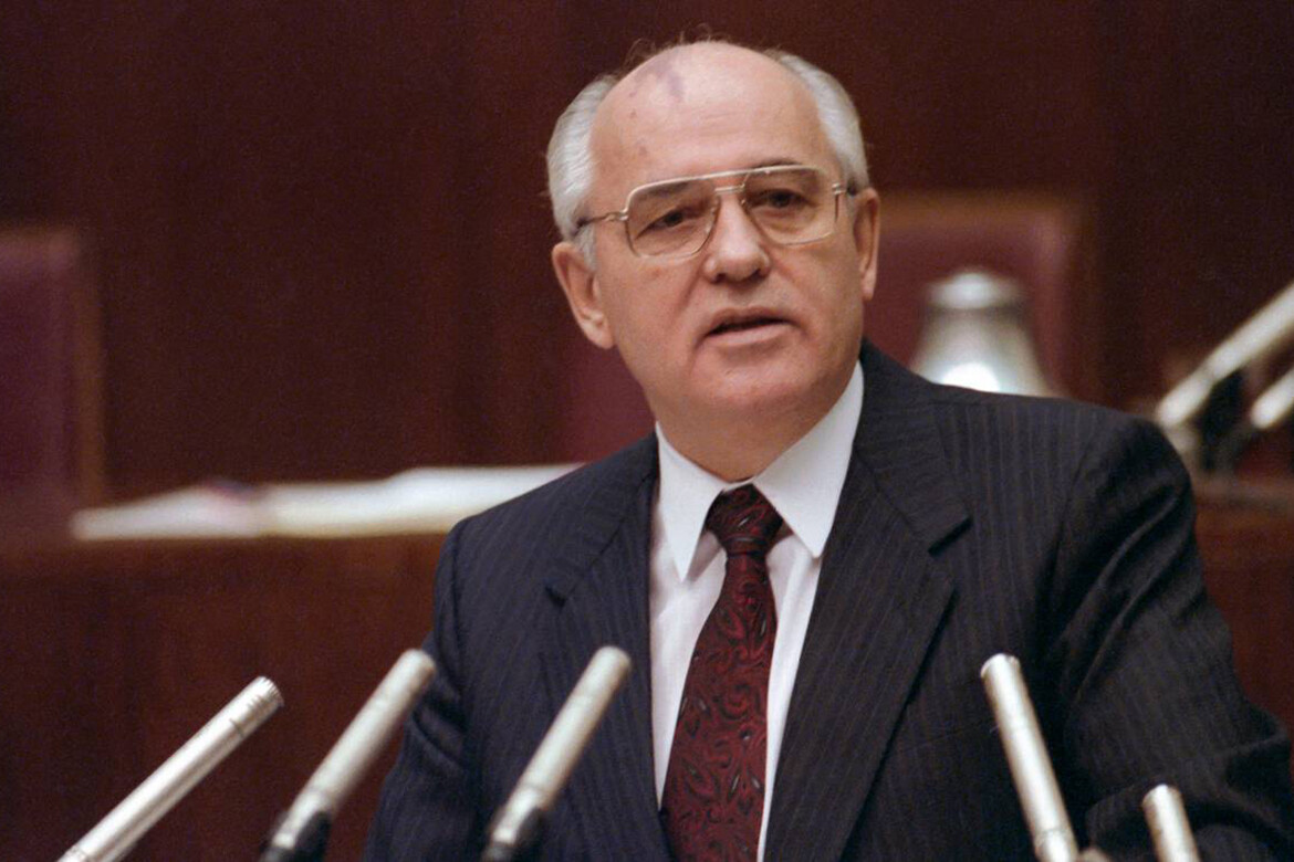 «Хуш, Горбачев»: Татарлар күңелендә ничек истә калдың?