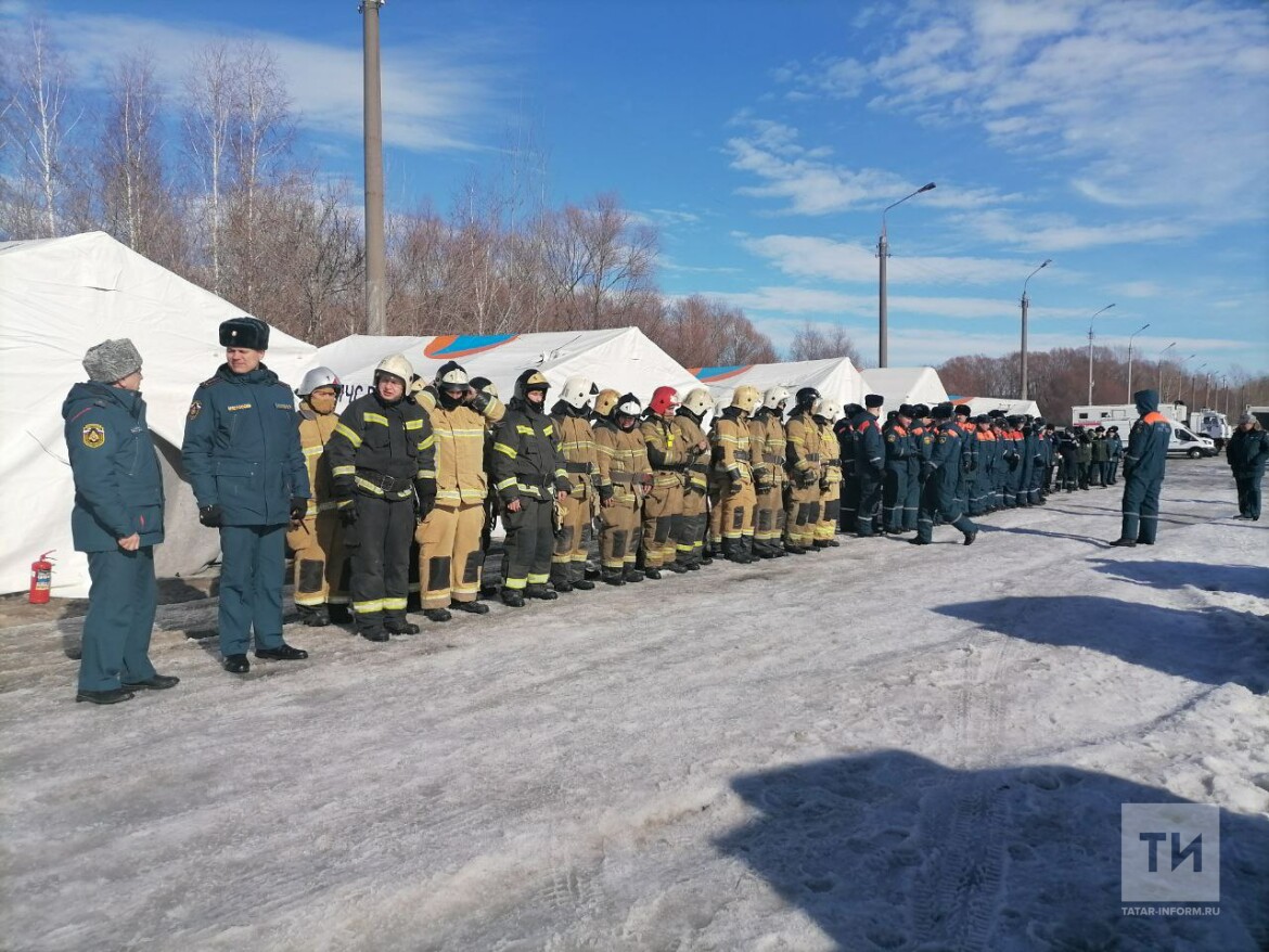 Дроны над казанью. Паводок МЧС. Паводок МЧС РТ. МЧС наводнение. Техника МЧС.