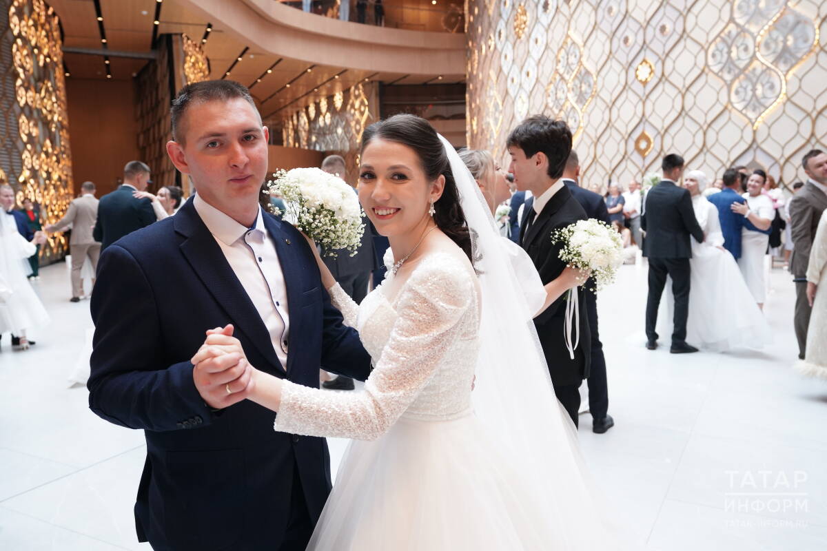 Өйләнешүчеләр арта, аерылышулар кими: 2025 елның демографик нәтиҗәләре