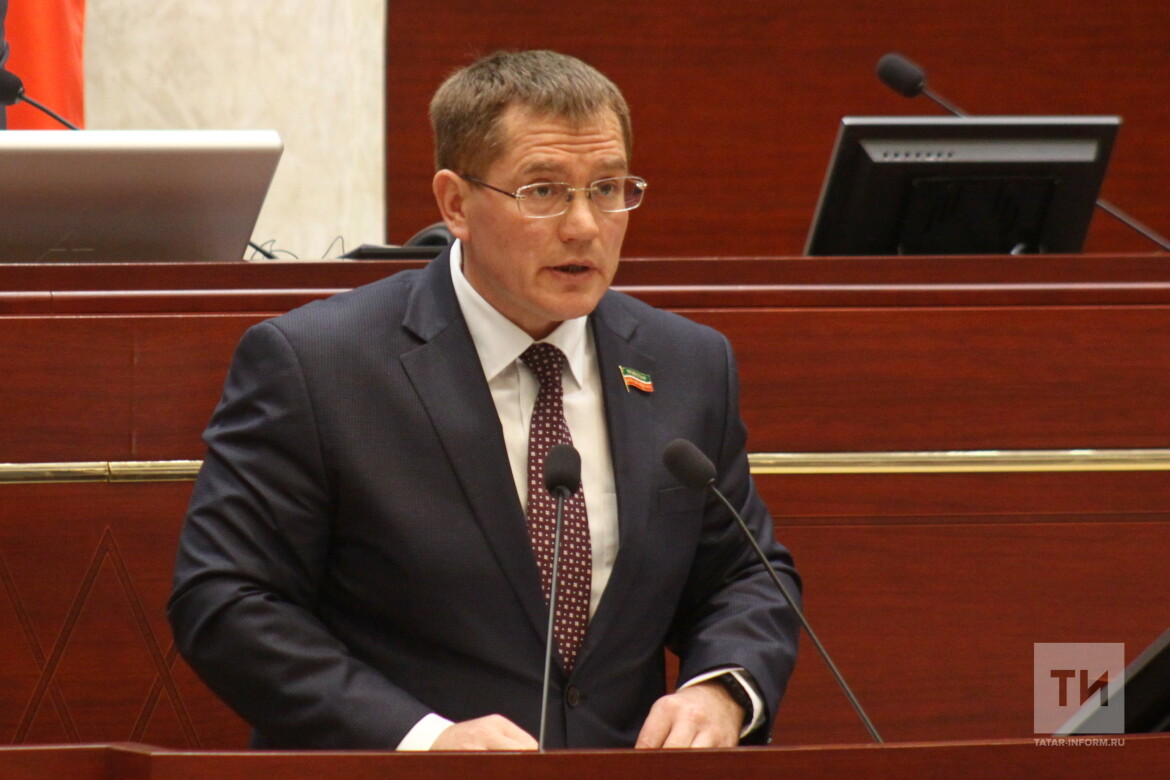 Гильмутдинов ильдар фото. Депутат госдумы ильдар гильмутдинов. Фатих саубанович сибагатуллин. Депутаты госдумы от татарстана. Сибгатуллин депутат.