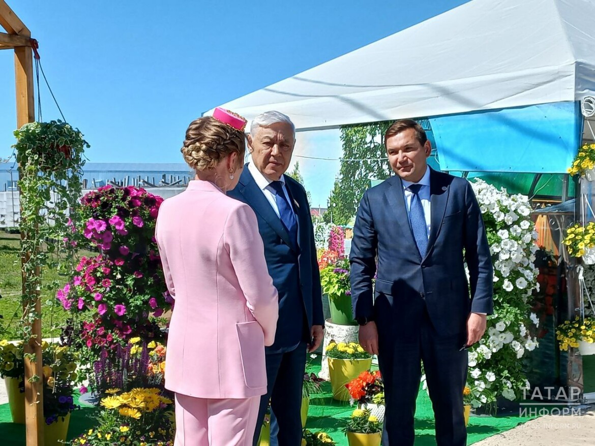 Фәрит Мөхәммәтшин Апас районында теплица хуҗалыгы эшенә бәя бирде