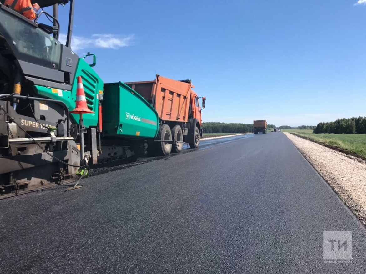 Километраж автодороги чистополь - аксубаево - нурлат - егоркино. Авария аксубаево чистополь. Автомобиль на дороге. Аксубаево мост. Чистополь аксубаево.