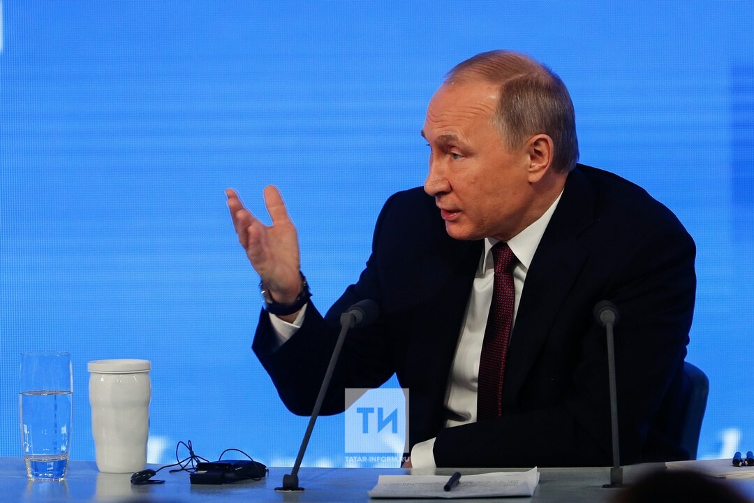 Прямая линия с владимиром путиным. Владимир путин прямая линия 2021. Прямая линия с путиным 2021 30 июня. Владимир путин прямая линия 2021. Прямая линия с владимиром путиным 2019.