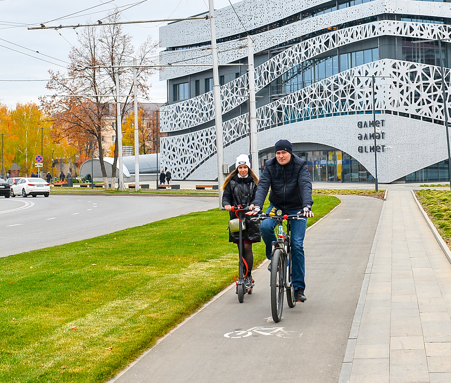 Столица нефти и велосипедов: «Татнефть» построила в Альметьевске крупную сеть велодорожек