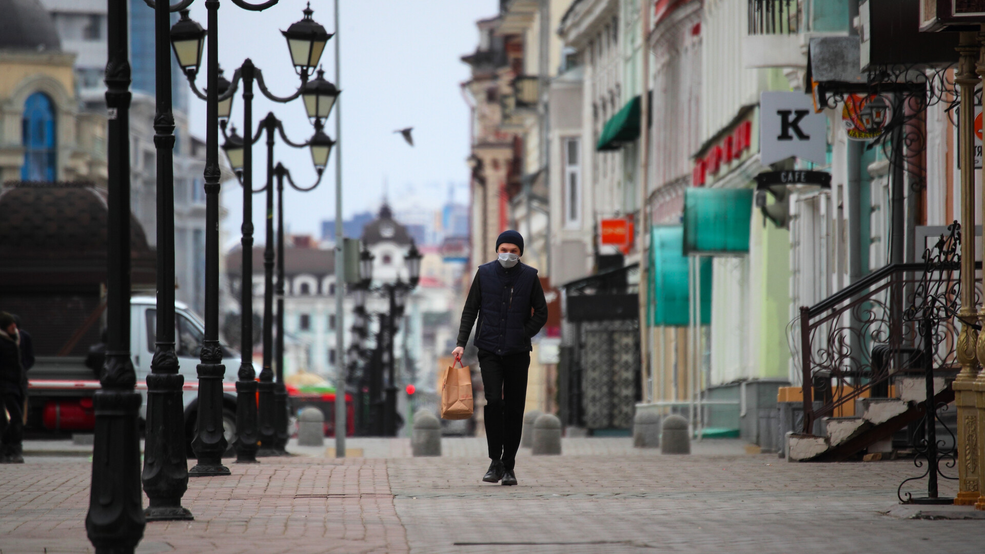 Бизнес держится за кошелек: как Татарстан встретит нерабочие дни