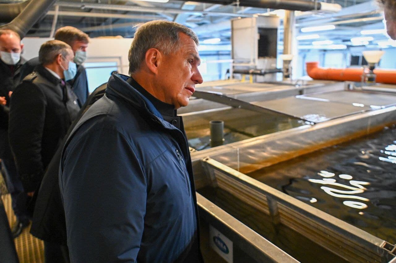 Рустам Минниханов посетил третью очередь рыбоводного комплекса «Биосфера-Фиш»