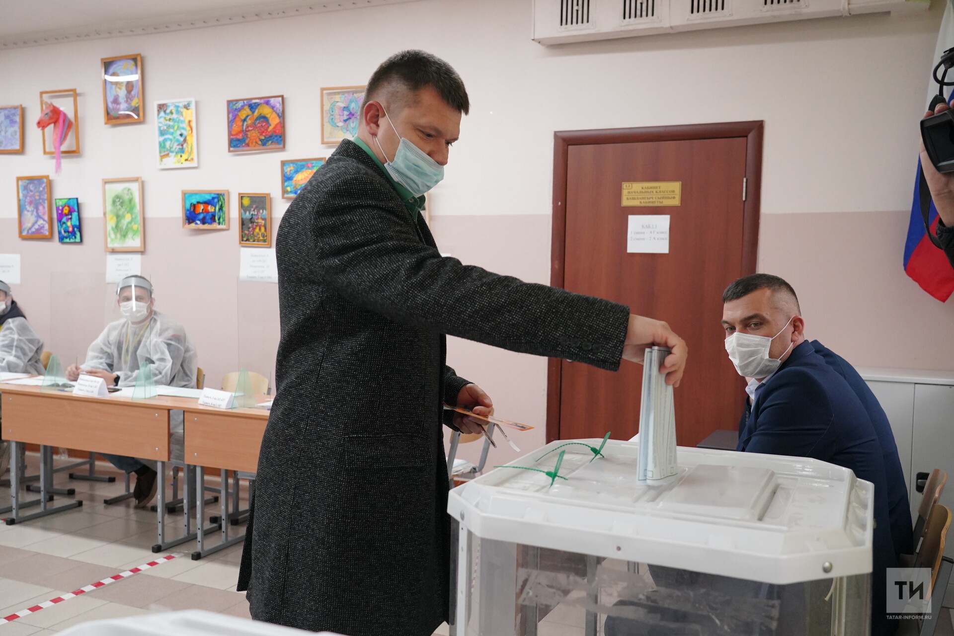 Лидер партии ЛДРП в Татарстане Владимир Сурчилов проголосовал на думских выборах
