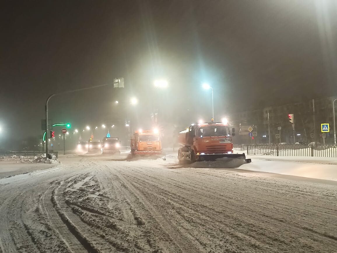 В Челнах уборка улиц от снега перешла в усиленный режим
