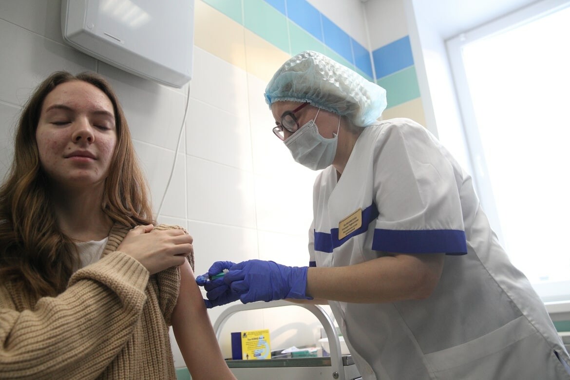 «Это было мое самостоятельное решение»: как проходит вакцинация детей в Татарстане