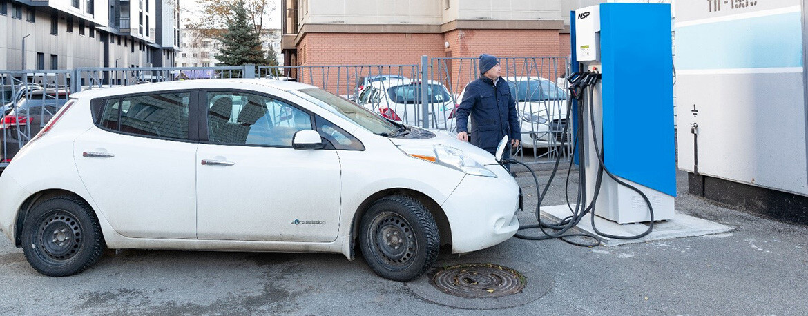 «Будем отказываться от бензиновых авто»: Татарстан накроют сетью зарядок для электрокаров