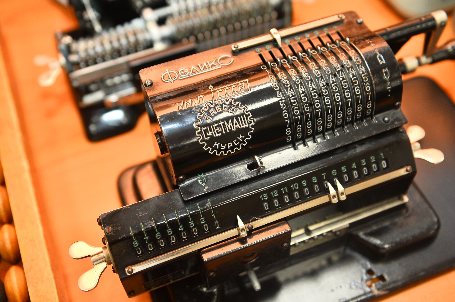 Машиносчетные станции и «флешка» размером с чемодан: с чего начинался IT-блок «Татнефти»