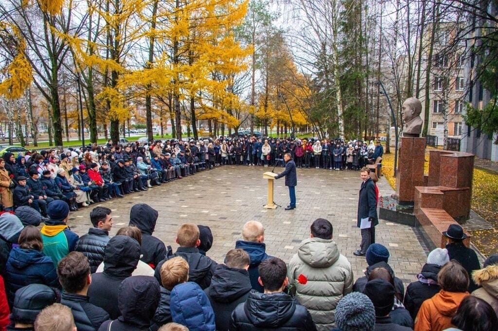 В Нижнекамске почтили память первостроителя города химиков Евгения Королева