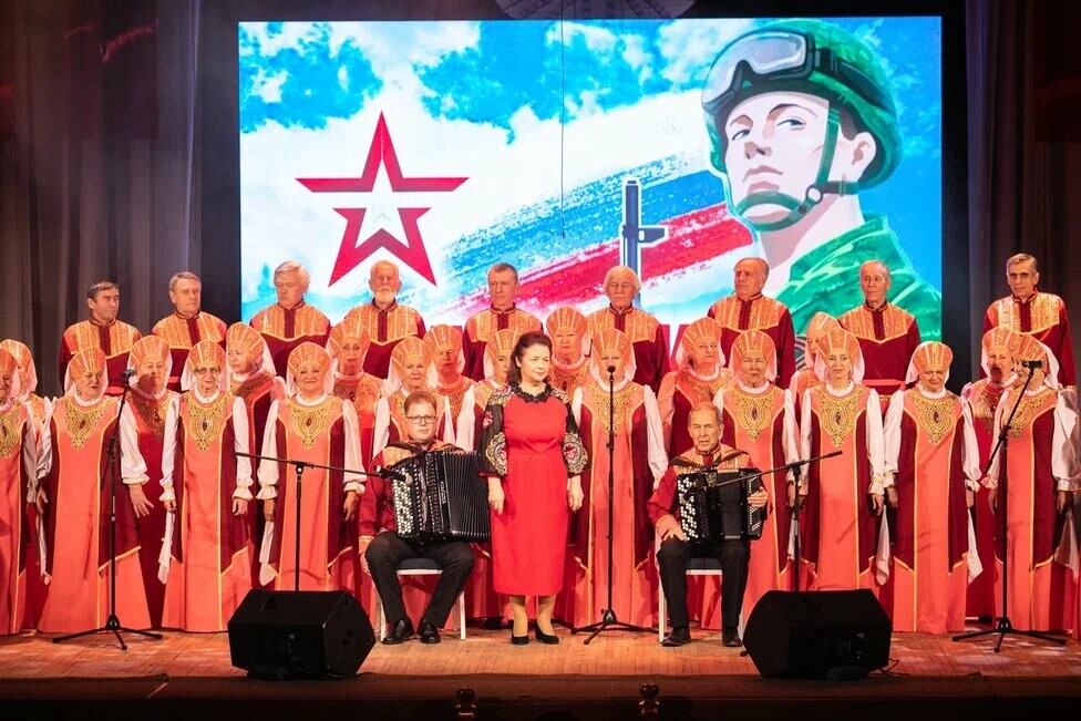 Сайт дк камаза. Хор ветеранов в ДК КАМАЗА. Русские народные выступления. Название концерта для ДК.