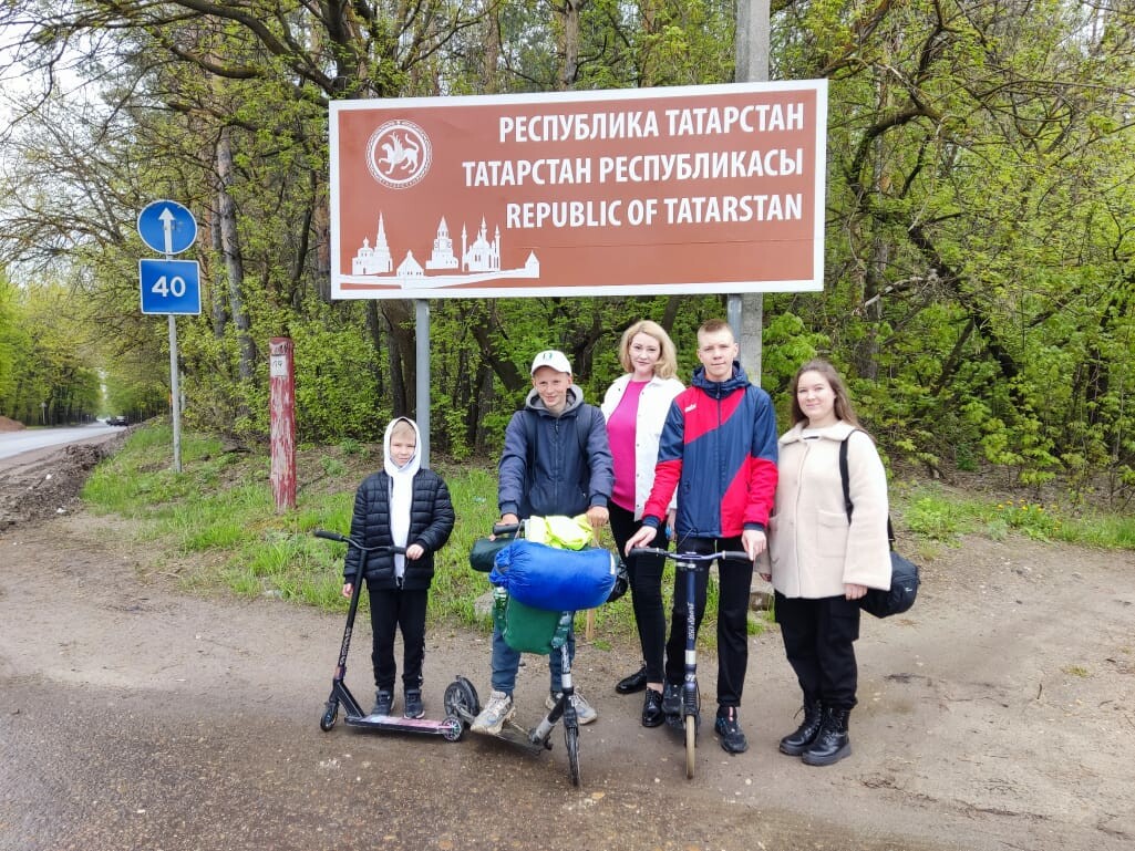 Из Санкт-Петербурга во Владивосток: путешественник на самокате добрался до Татарстана