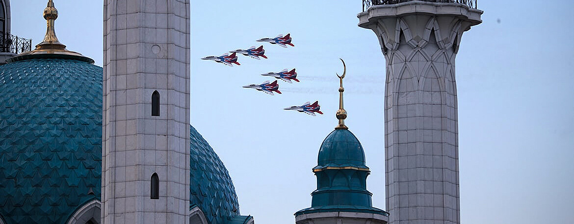 «Самолеты будто привязаны друг к другу»: Как в Казани прошел праздник «Я выбираю небо»