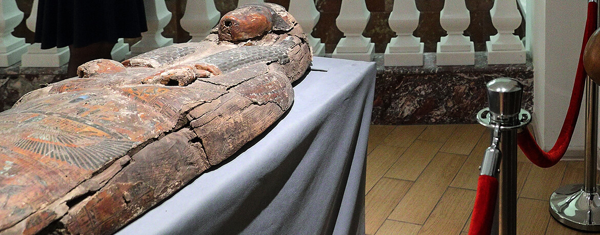 Египетские сокровища Казани: когда музей покажет саркофаги, части мумий и армию ушебти?