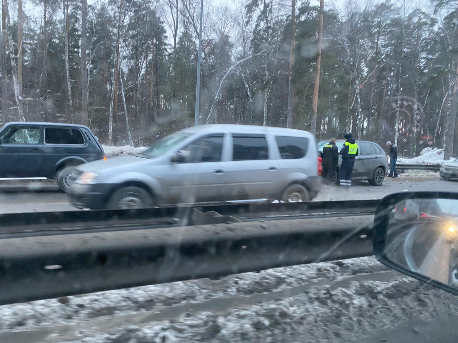 Авария на горьковском шоссе сегодня. Фото аварий автомобилей. Авария на Горьковском шоссе.