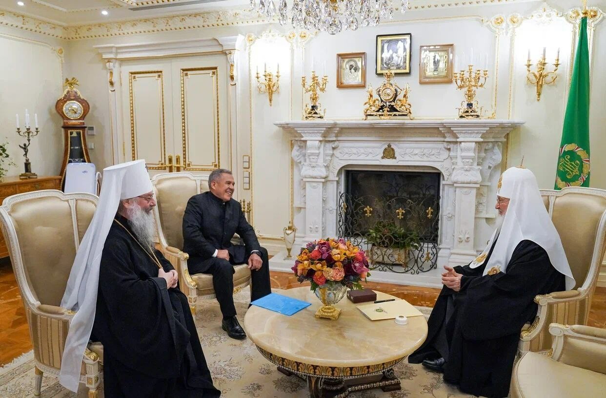Минниханов и патриарх Кирилл обсудили развитие церковно-государственных отношений в РТ