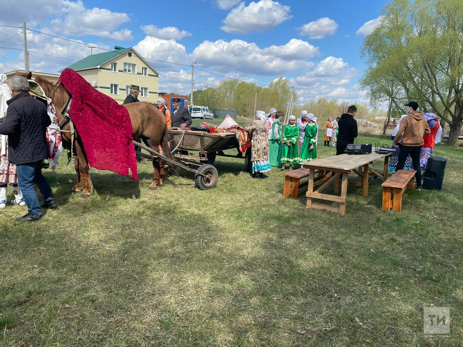В Альметьевском районе отмечают традиционный татарский праздник «Карга боткасы»
