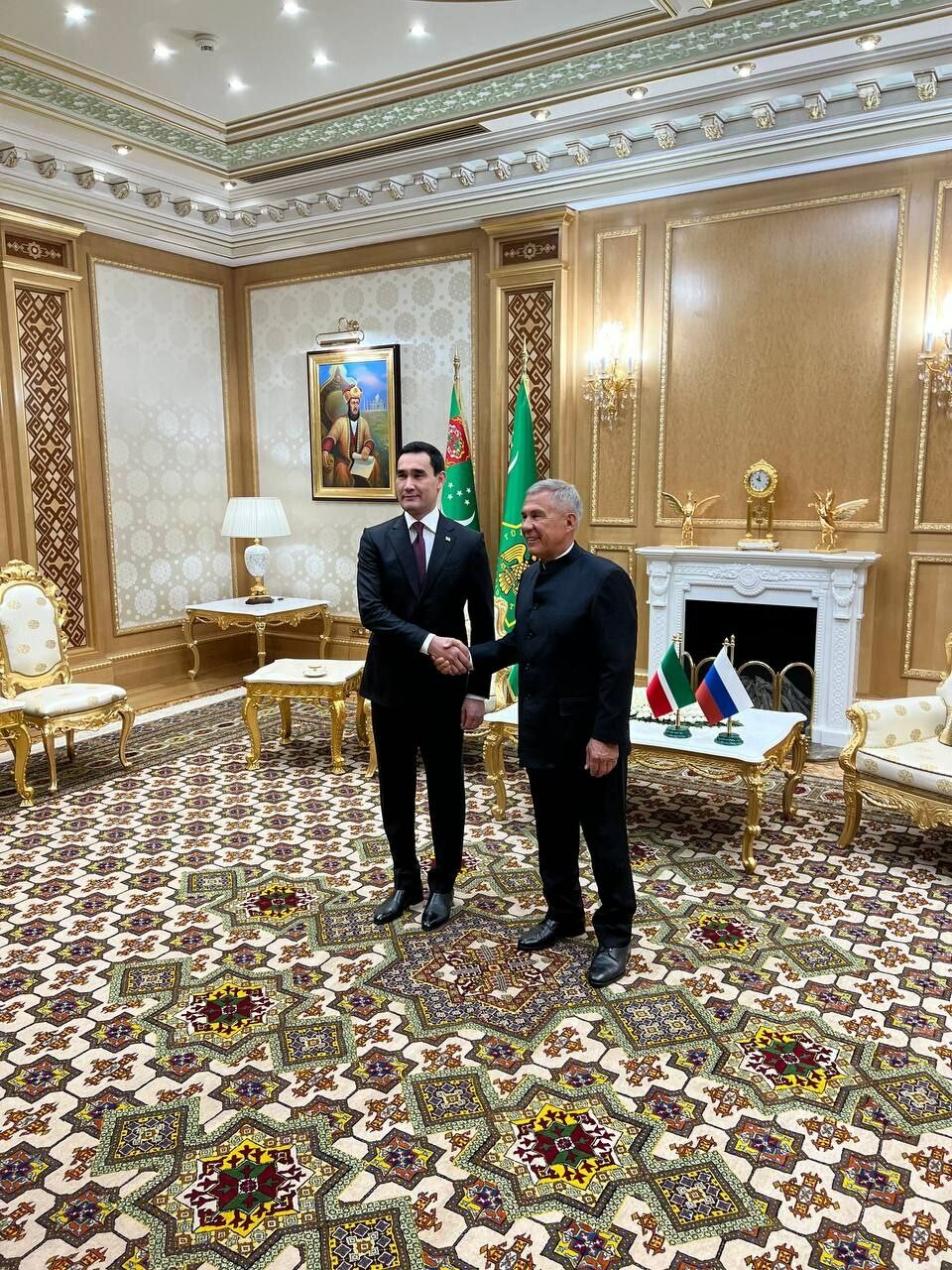 Минниханов обсудил с Бердымухамедовым меры для повышения товарооборота РТ и Туркмении