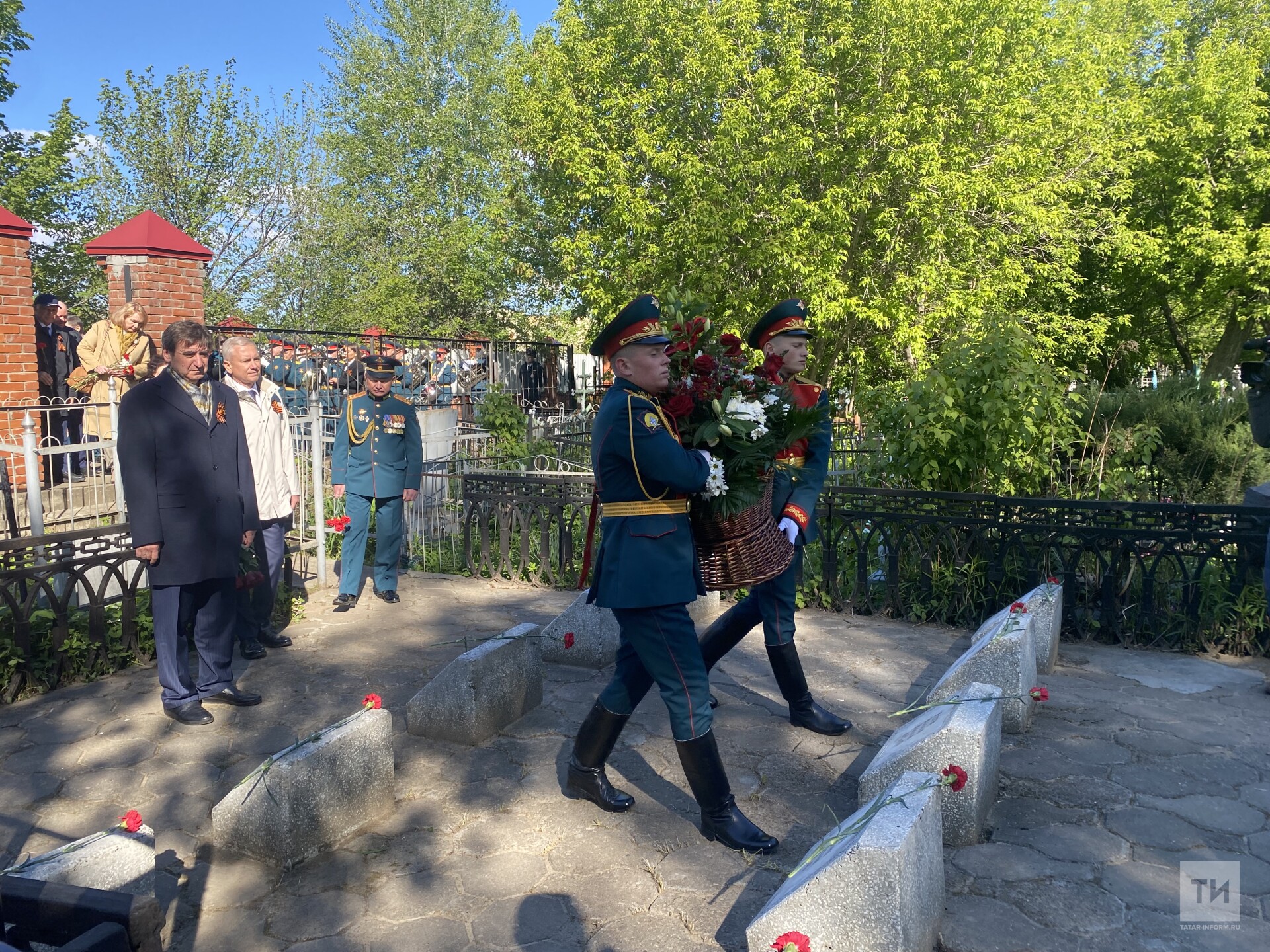 На Архангельском кладбище Казани почтили память погибших в Великой Отечественной войне