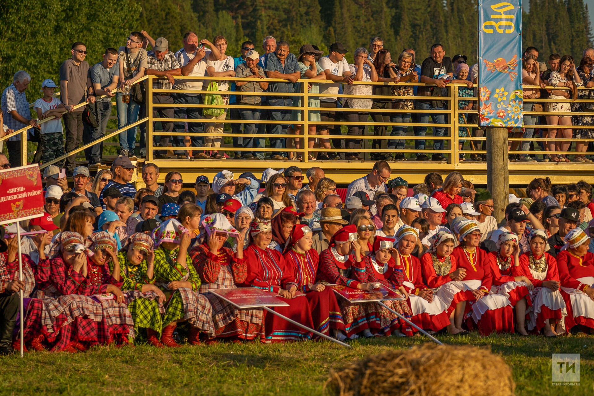 Питрау 2024 артисты. Поляна любви карталы. Питрау 2024 артисты. Праздник питрау. Питрау зюри.