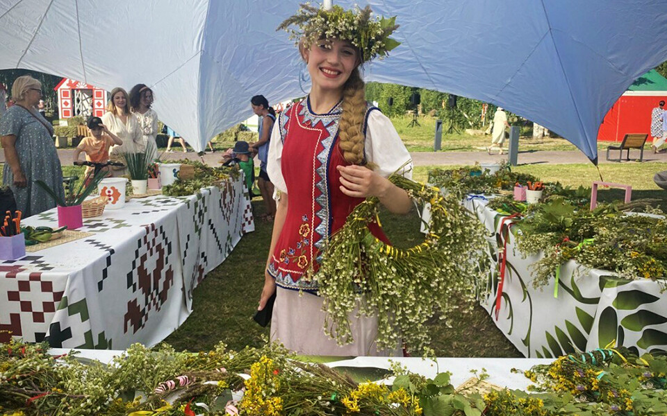 «Гадания, старинные ремесла, хороводы и костер»: как Татарстан встретил Ивана Купалу
