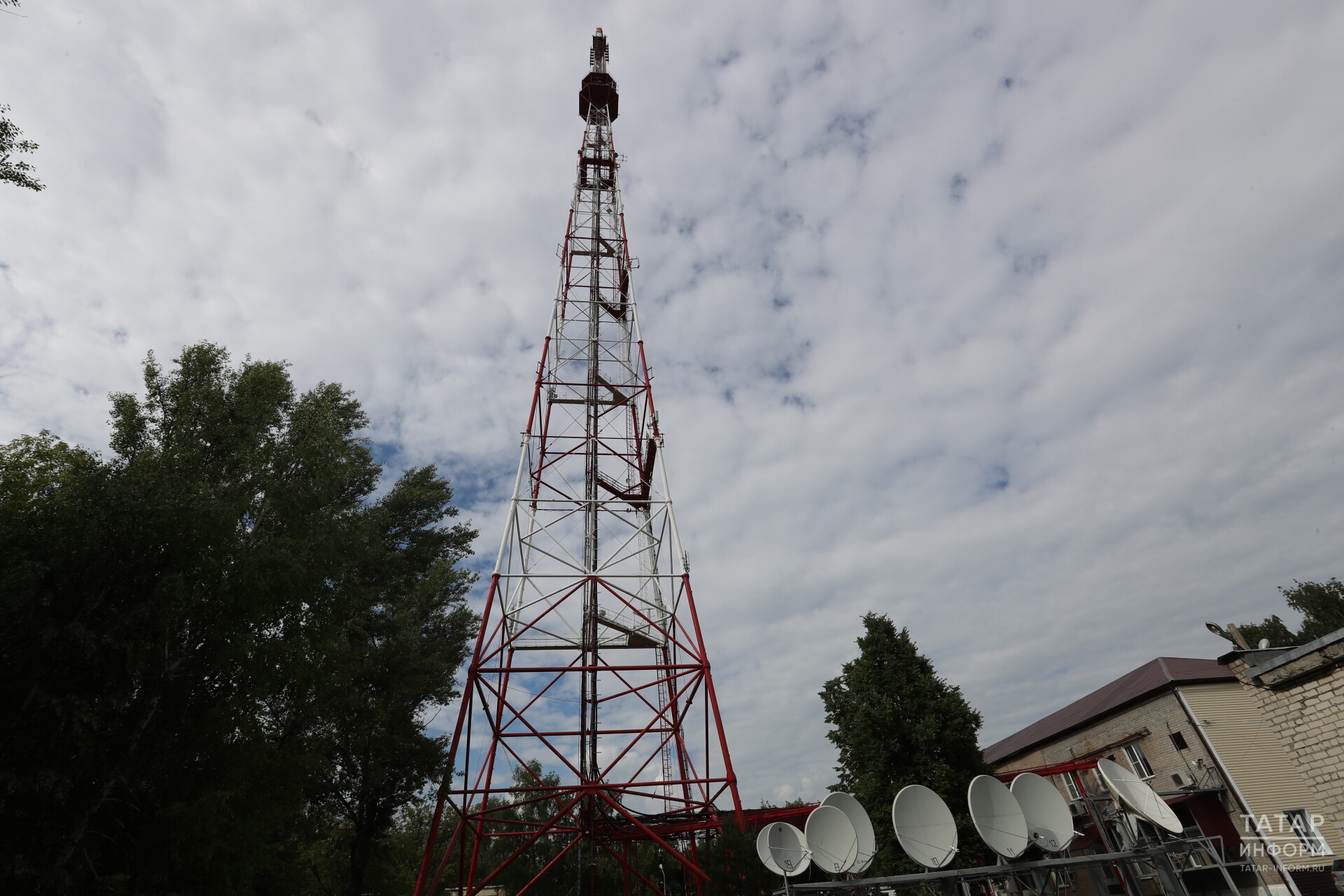 12 и 14 сентября в трех районах Татарстана приостановят радио- и телевещание