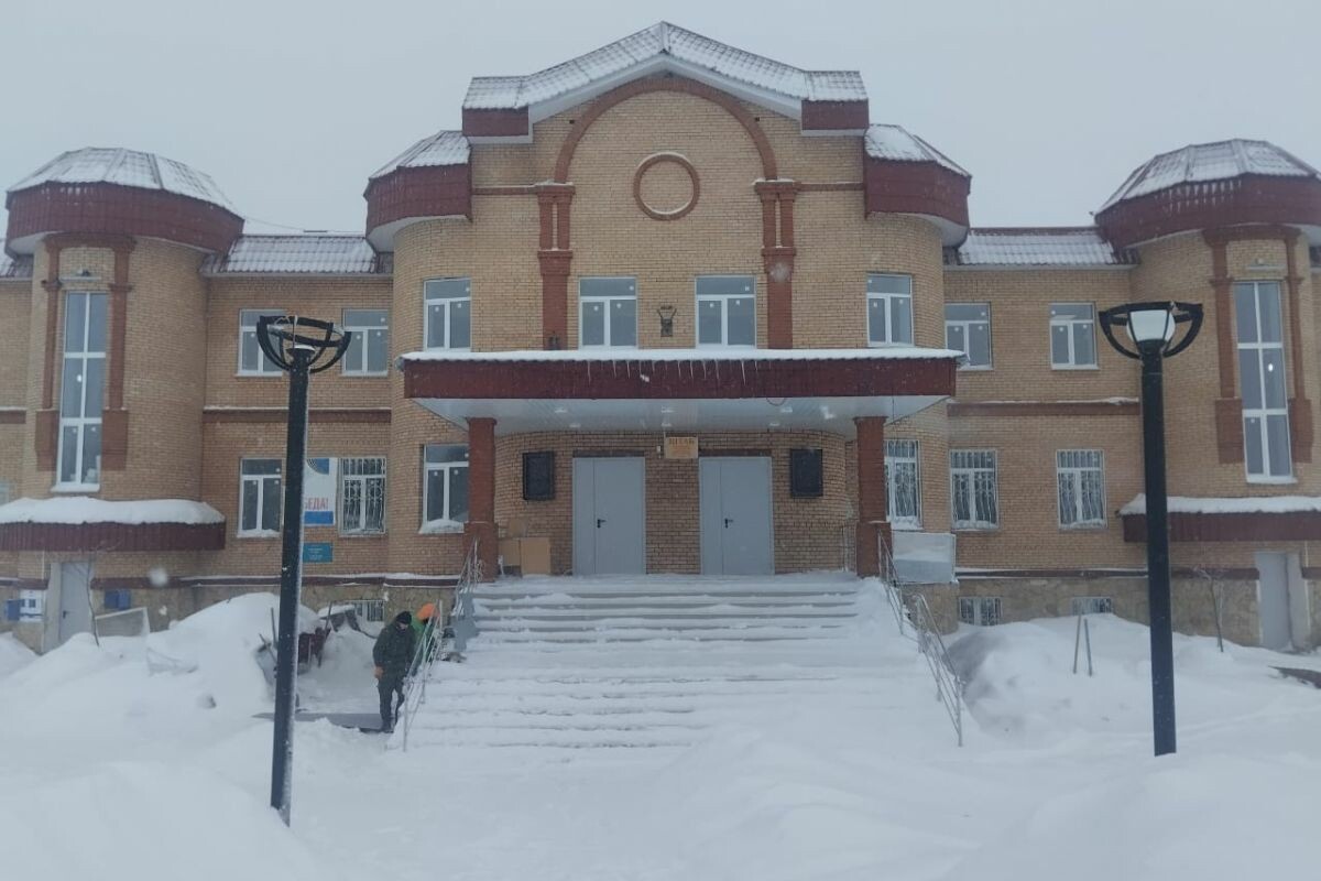 Партийный десант «Единой России» проверил три социальных объекта в районах Татарстана