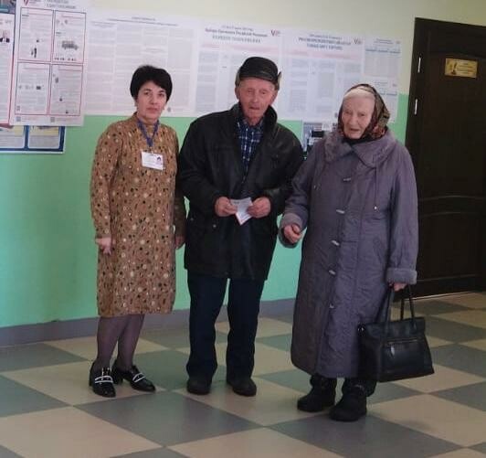 Важно участвовать в будущем страны: 95-летний сын репрессированных проголосовал в Болгаре