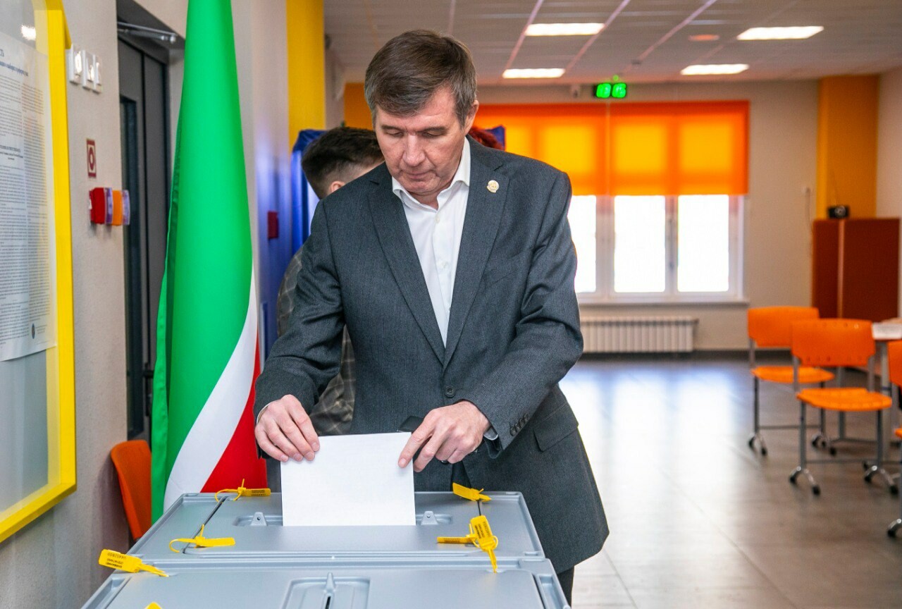 Министр экономики Татарстана отдал свой голос на выборах Президента России