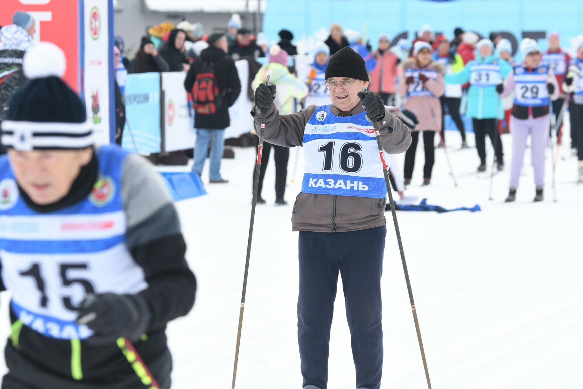 84 «жизнелюба» из Казани приняли участие в финале лыжных гонок «Игр долголетия»