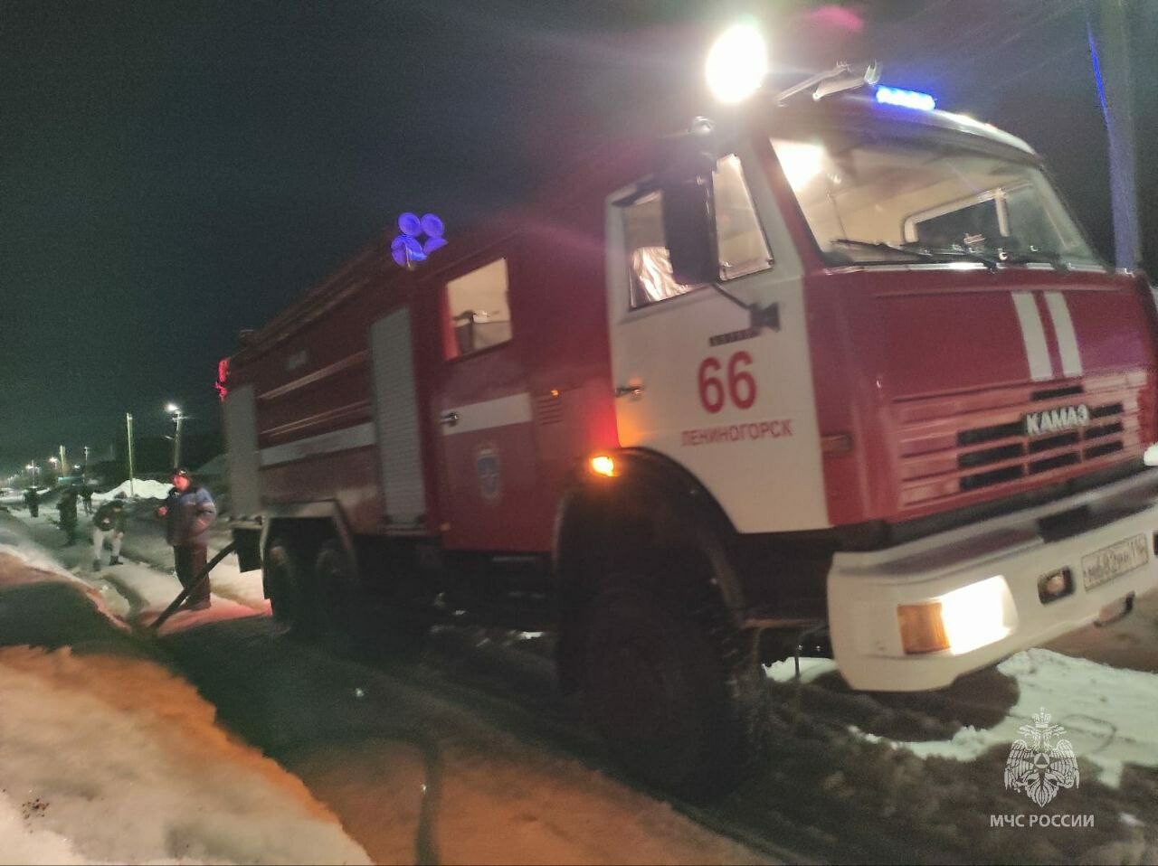 На пожаре в частном доме в Лениногорске погибли два человека