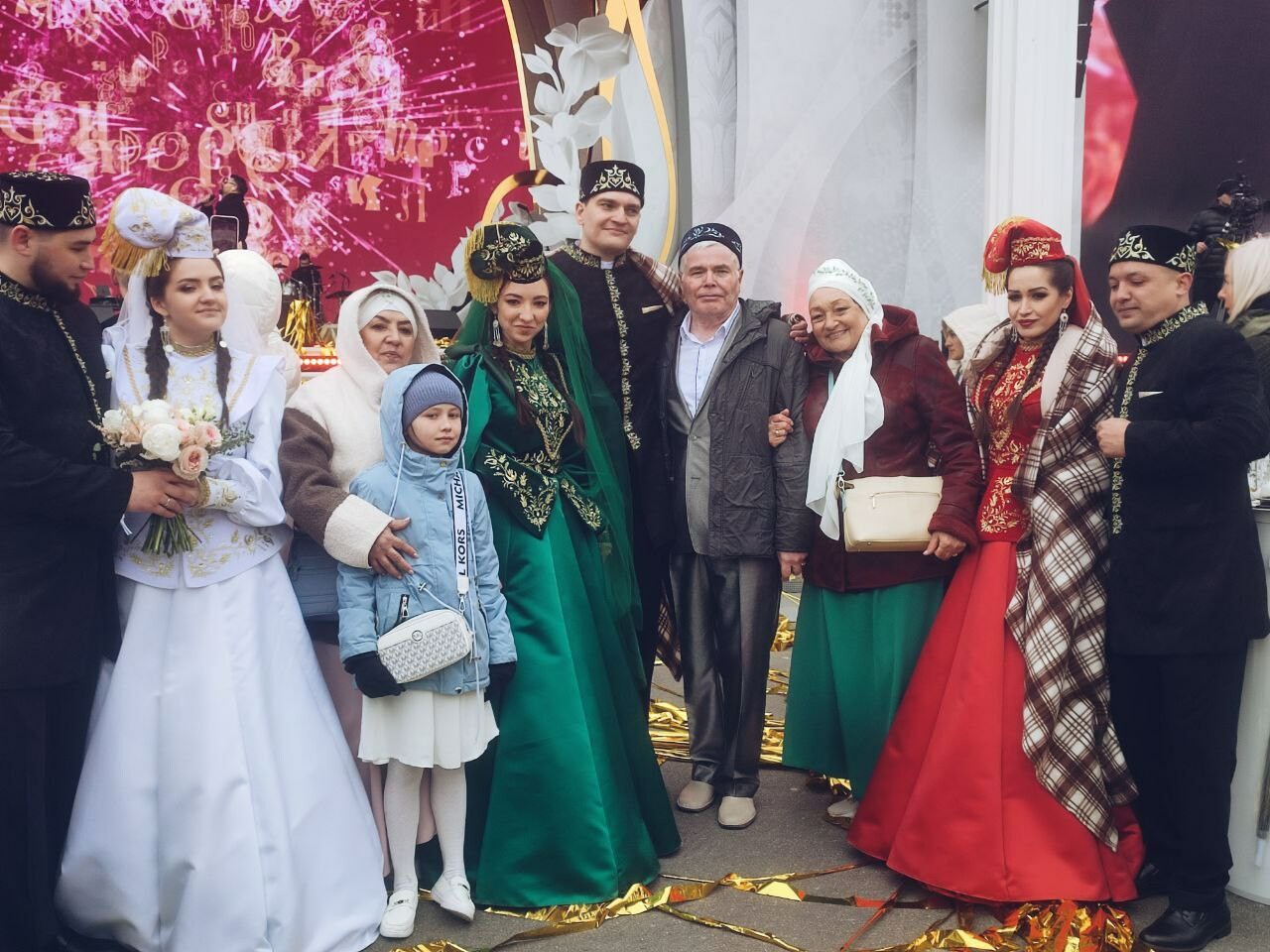 Молодожены из Татарстана поженились на первом Всероссийском свадебном фестивале в Москве