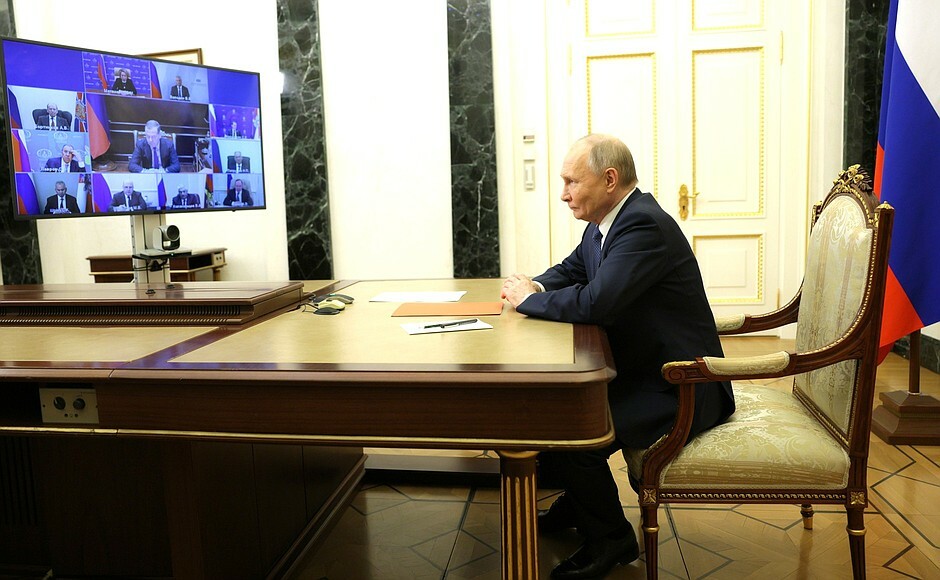 Путин и члены Совбеза обсудили выстраивание отношений со странами СНГ