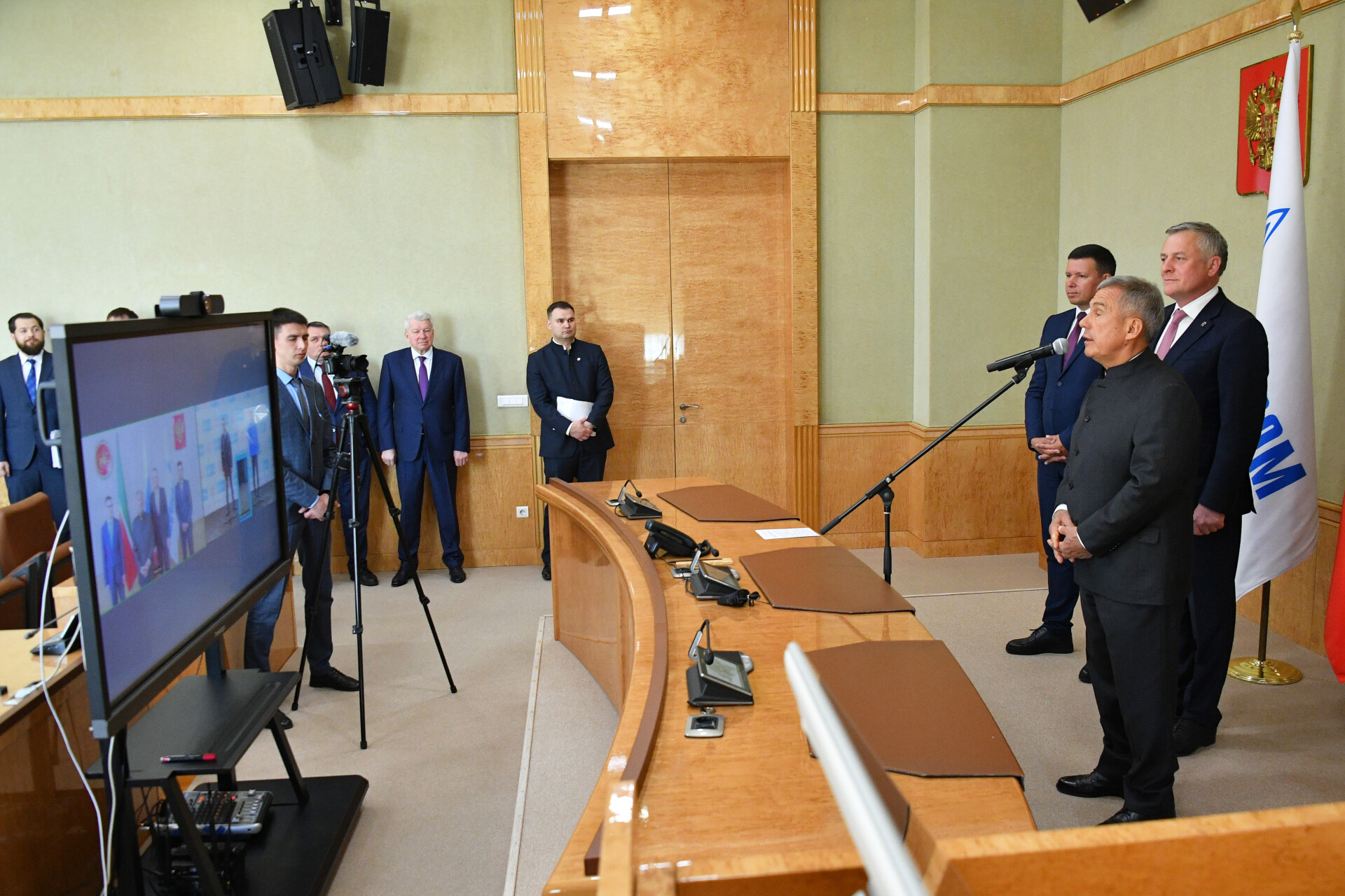 Минниханов по видеосвязи принял участие в церемонии запуска газопровода под Нижнекамском