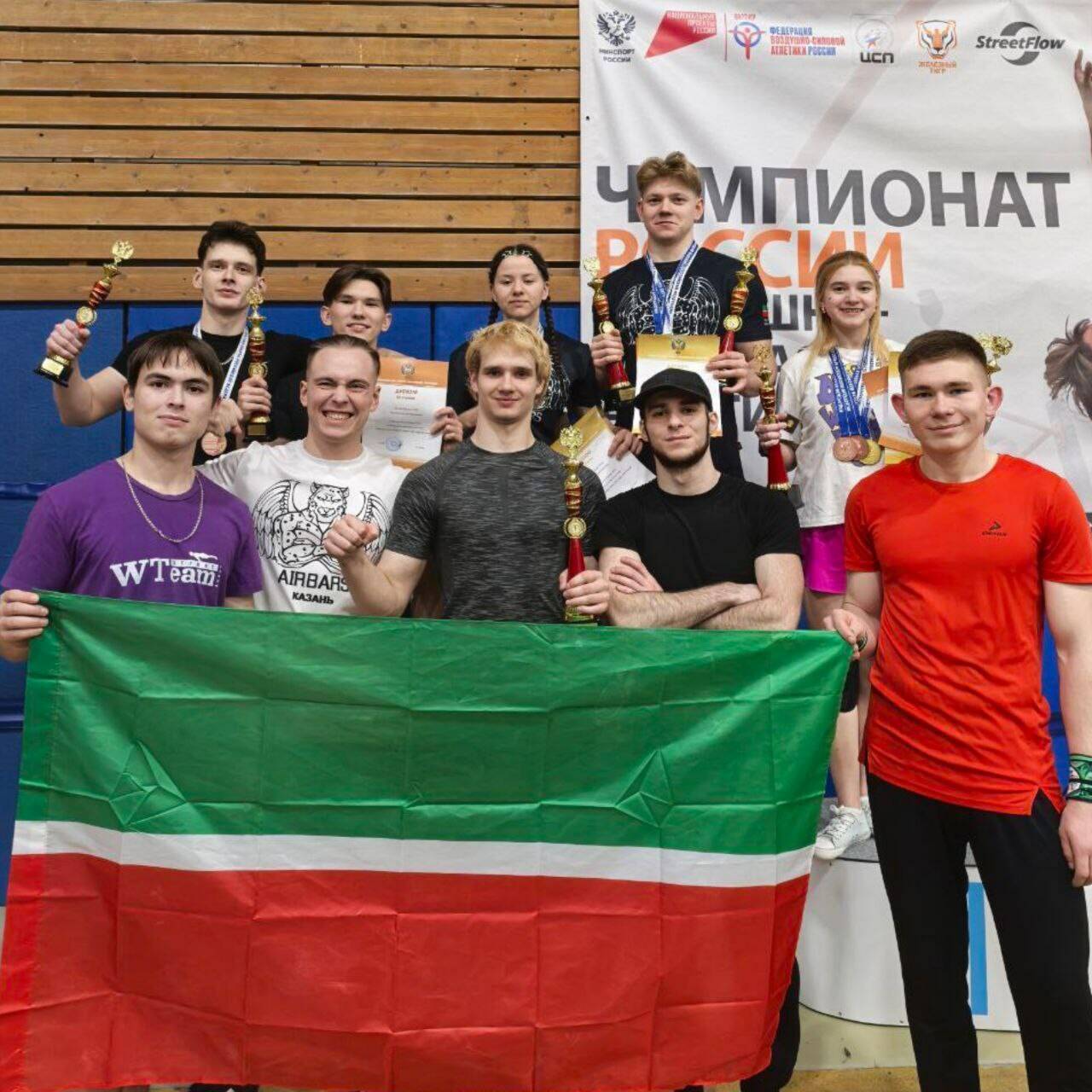 Три золота и три бронзы взяли спортсмены Татарстана на чемпионате России по воркауту