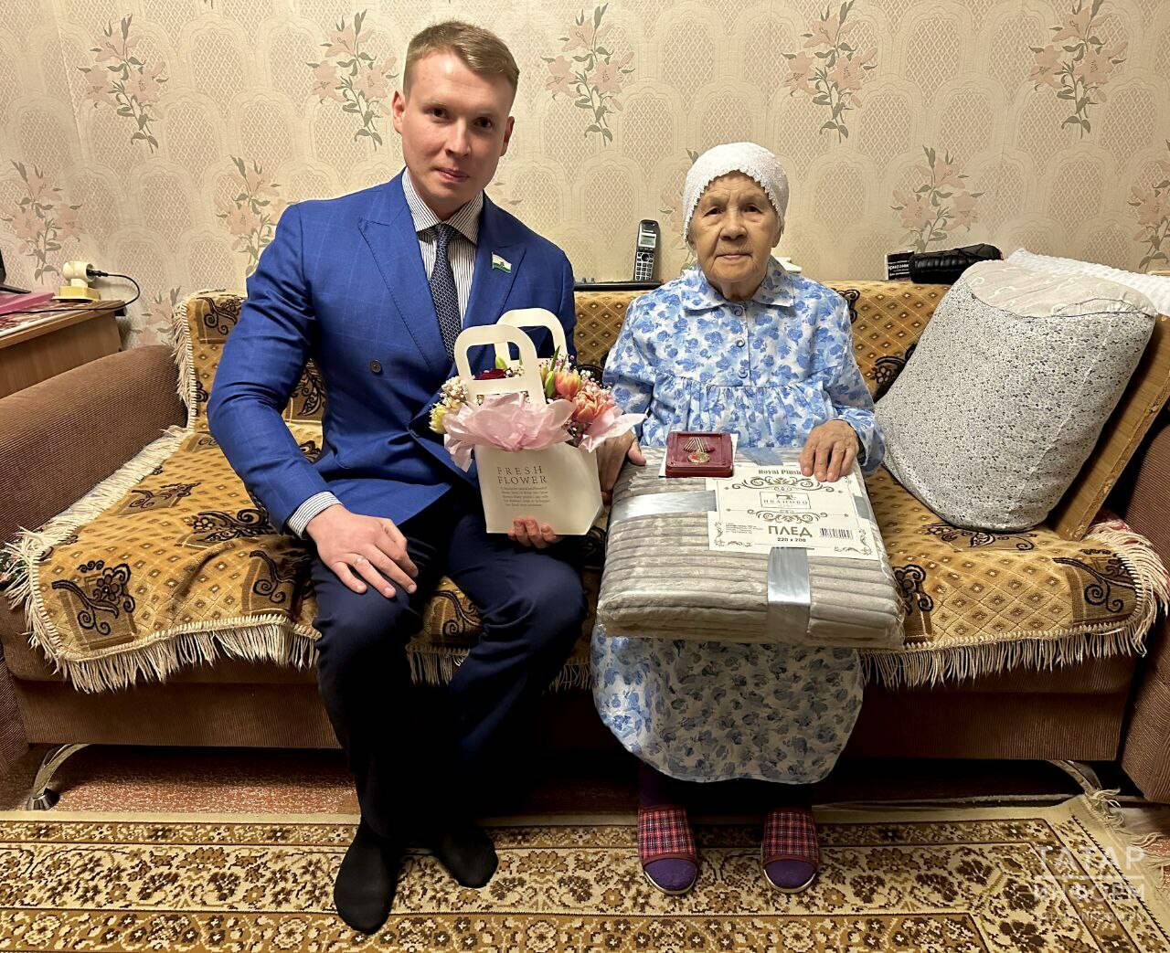 Член Генсовета «ЕР» Марсель Шарапов встретился с ветеранами Великой Отечественной