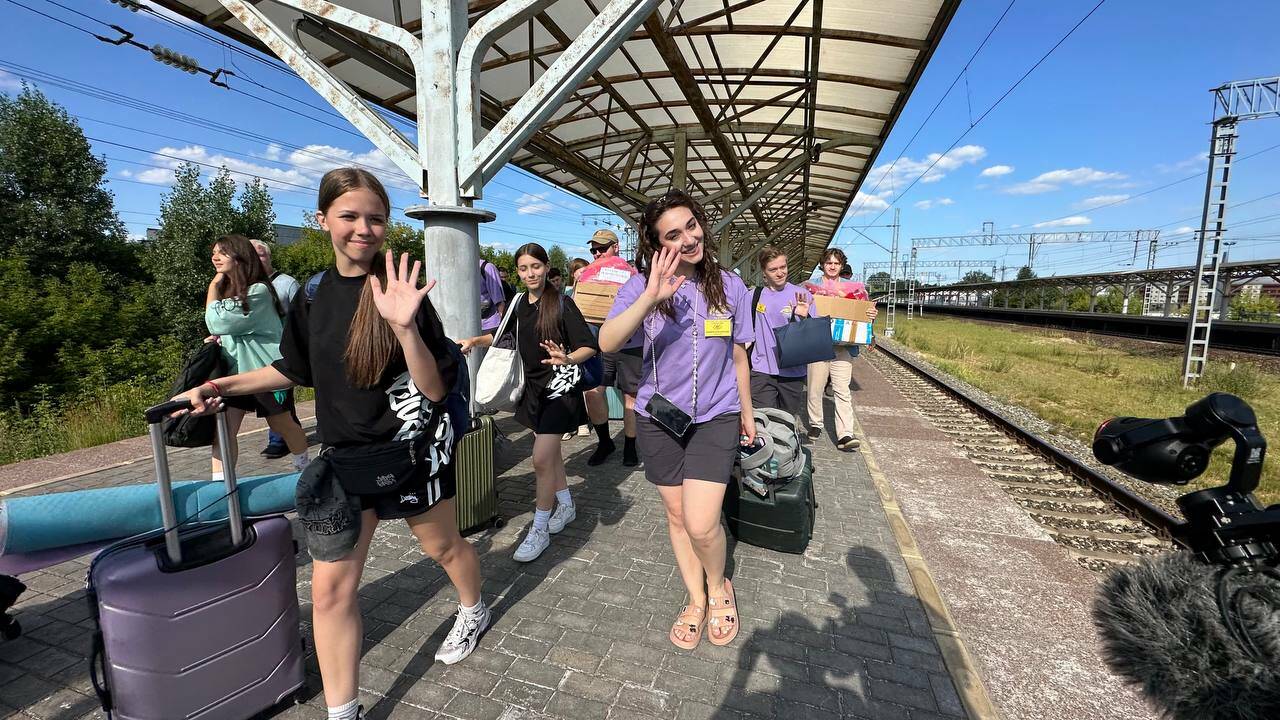 «Йолдызлык» фестиваленең җәйге юбилей сменасы Кырымга юл тотты