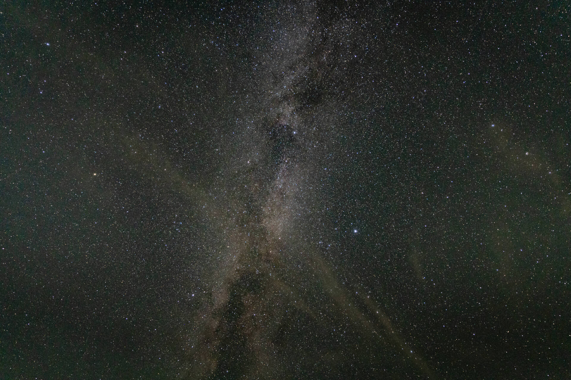 Наблюдать первый звездопад года жителям Татарстана может помешать Луна