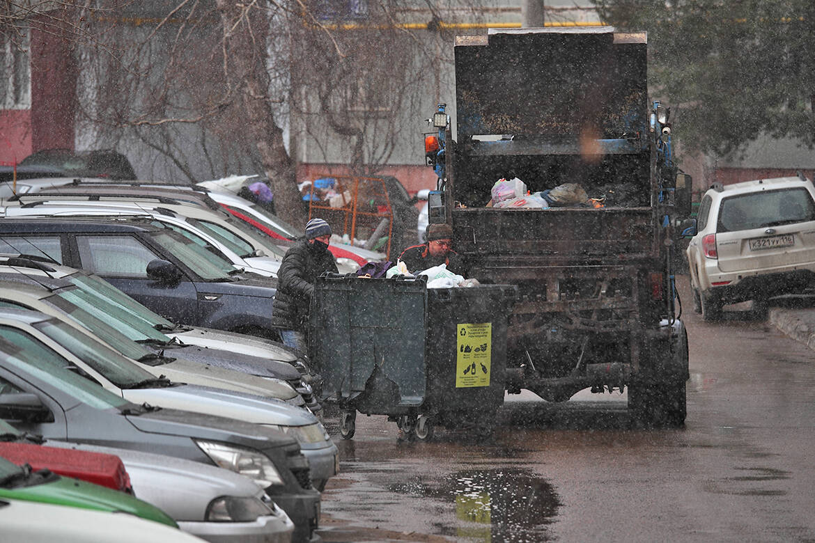 «Жители справедливо ждут порядка»: как в Казани решают проблему с вывозом мусора